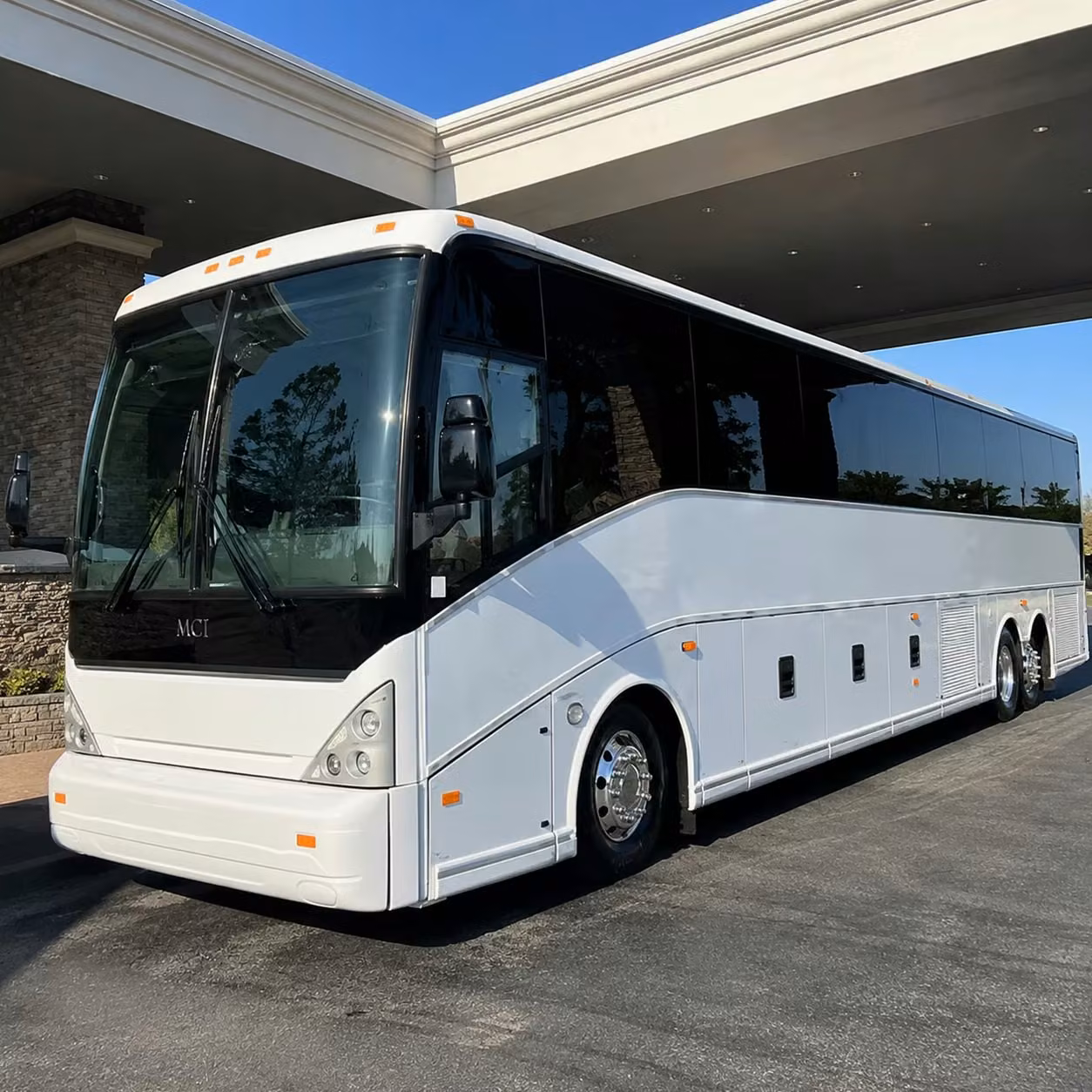 employee shuttle services for longmont s tech and manufacturing industries