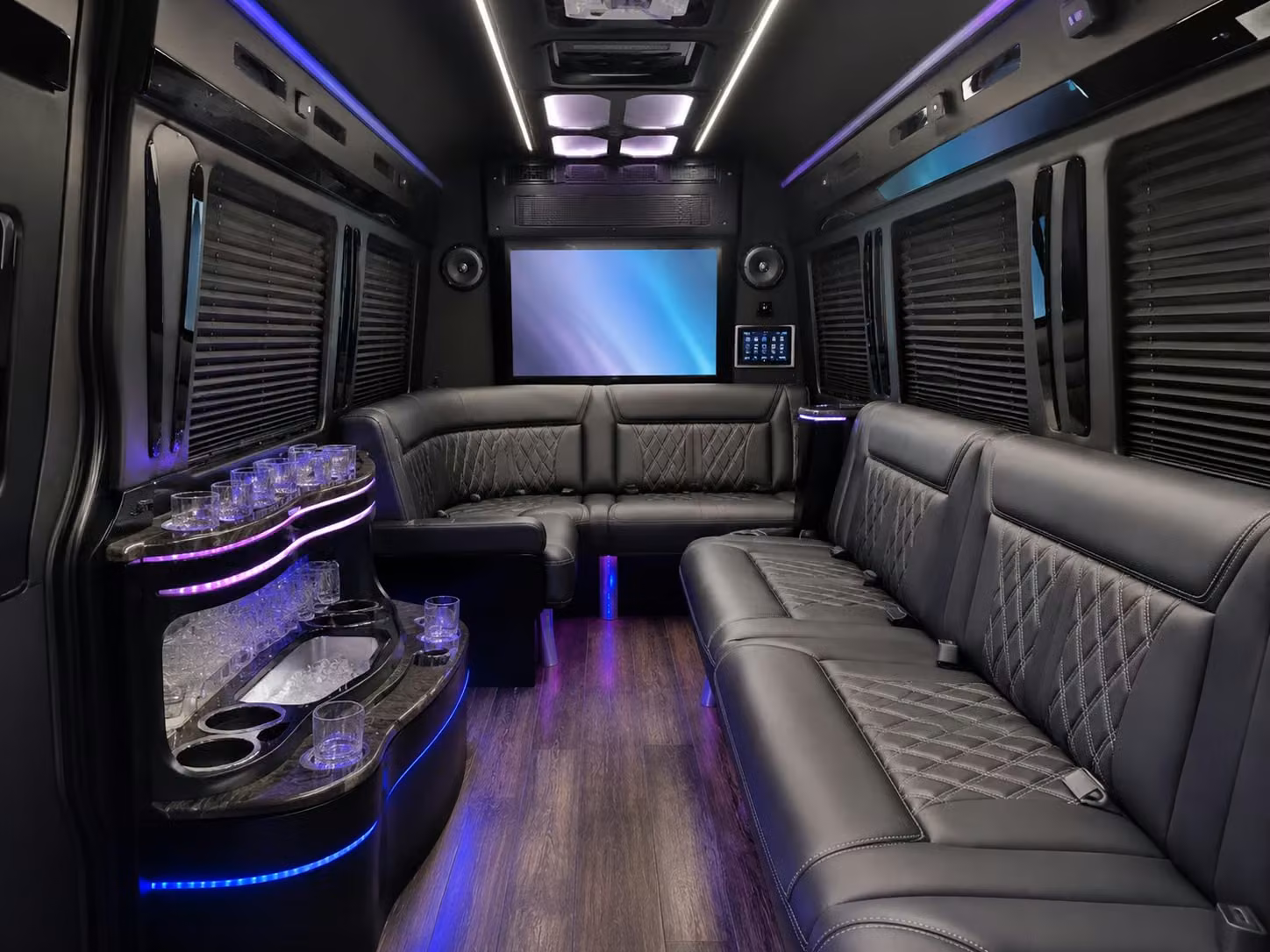 give your group the most comfortable ride to the airport longmont has to offer